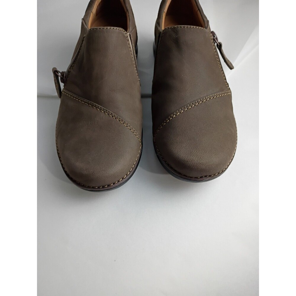 Clarks Appley Zip Nubuck Leather Loafer Womens Size 7M Brown Comfort Walking - Picture 4 of 11